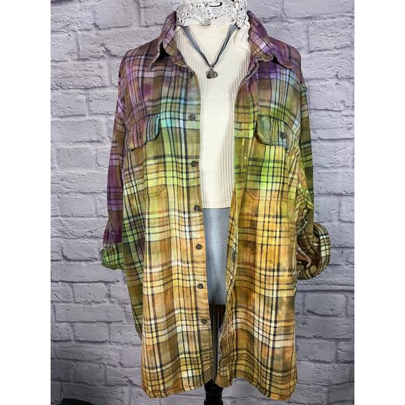 Reworked/upcycled flannel shirt - Picture 1 of 7
